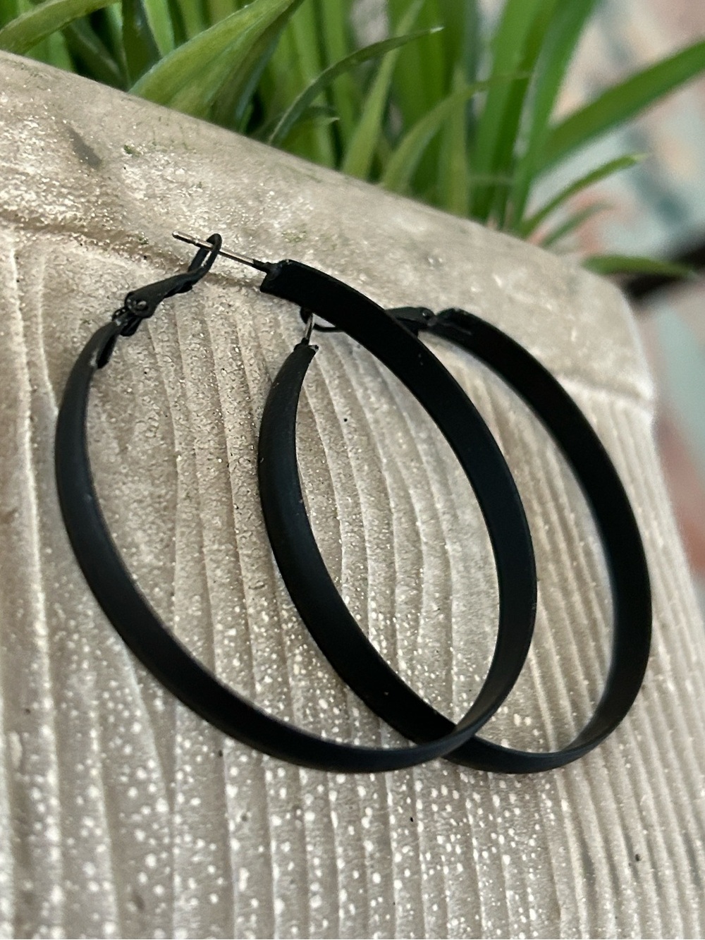 ❌last day for these is today❌ Matte Black Hoop Earrings - Minimal Women Jewelry